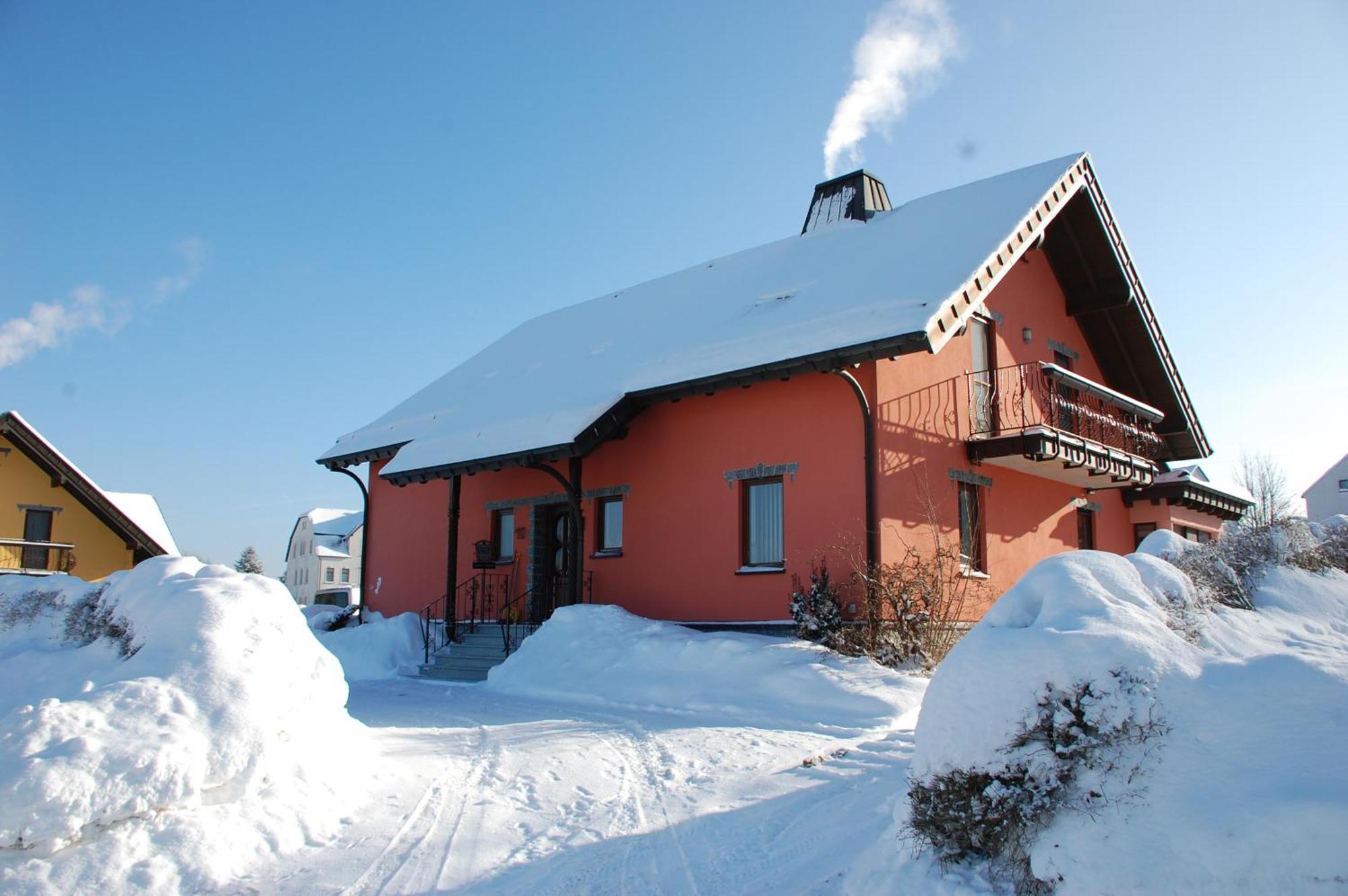 Gemuetliche Ferienwohnung Im Schoenen Erzgebirge - Wohnung Fruehling Eibenstock Exterior foto